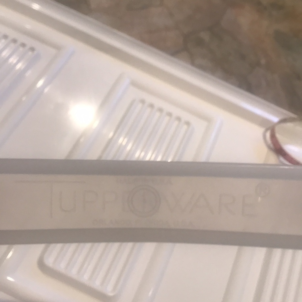 Tupperware Replacement Handles - Picture 9 of 10